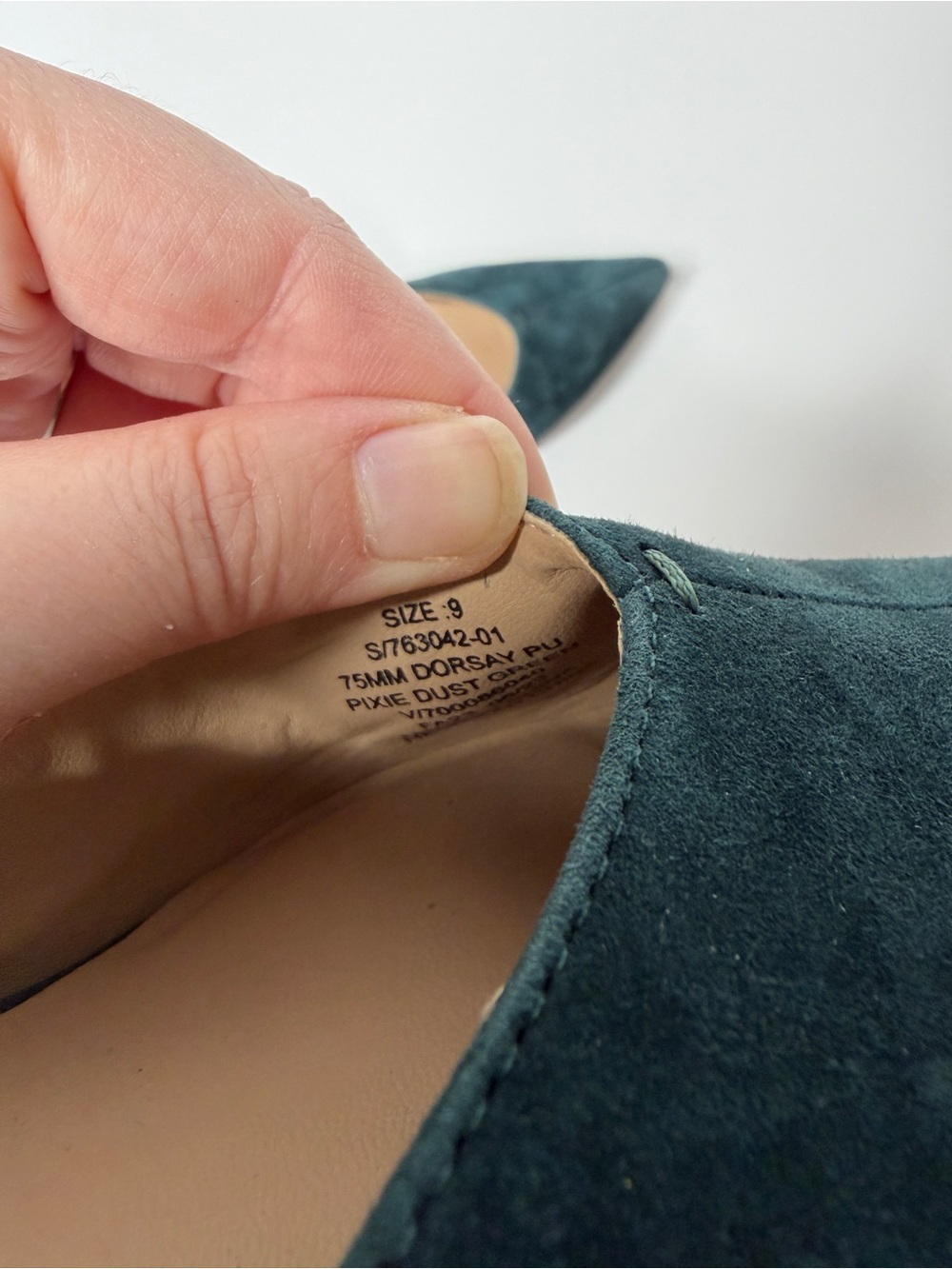 Banana Republic Factory Suede d'Orsay Pump Heels in Pixie Dust Green Size 9 - Picture 8 of 9